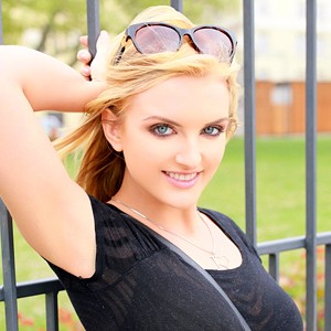 【素人専門エロ動画・画像】シロテン｜私が脱ぐとは思わなかったでしょ？