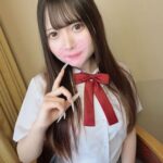 FC2 PPV 4945290 ※8/3まで特割【無修正】2cmも伸びちゃった！！クリちゃんを何度も激しく吸引～本人曰く「クセになっちゃうかも…ね」るりはちゃんに呼んでもらった18歳の天然エロムスメに電マを当ててみたら自らパンツ